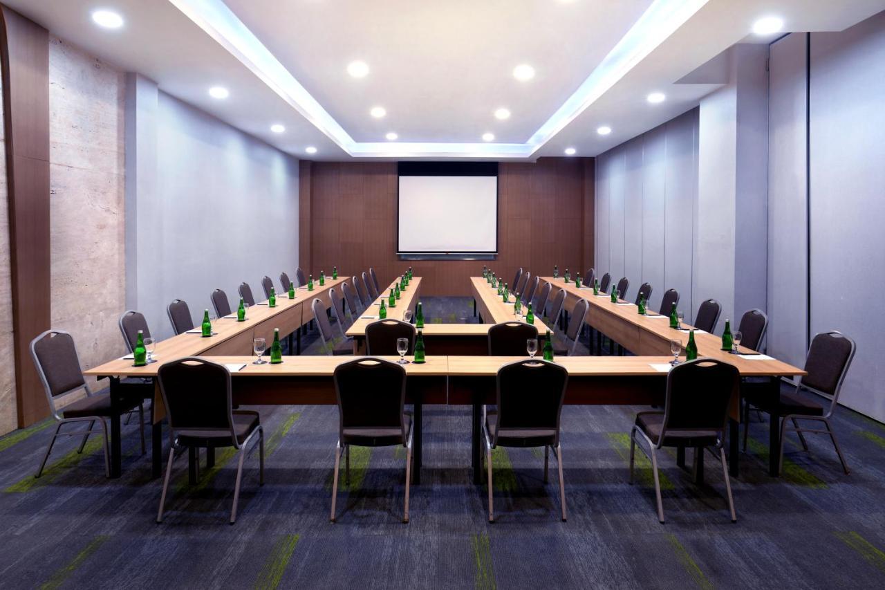 Grand Mercure Jakarta Harmoni Buitenkant foto