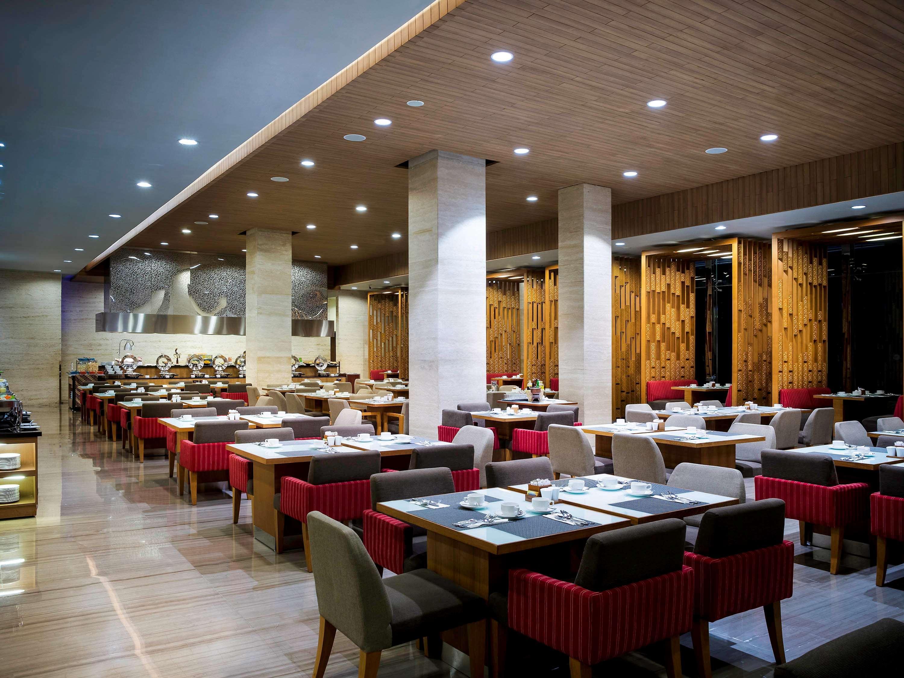 Grand Mercure Jakarta Harmoni Buitenkant foto