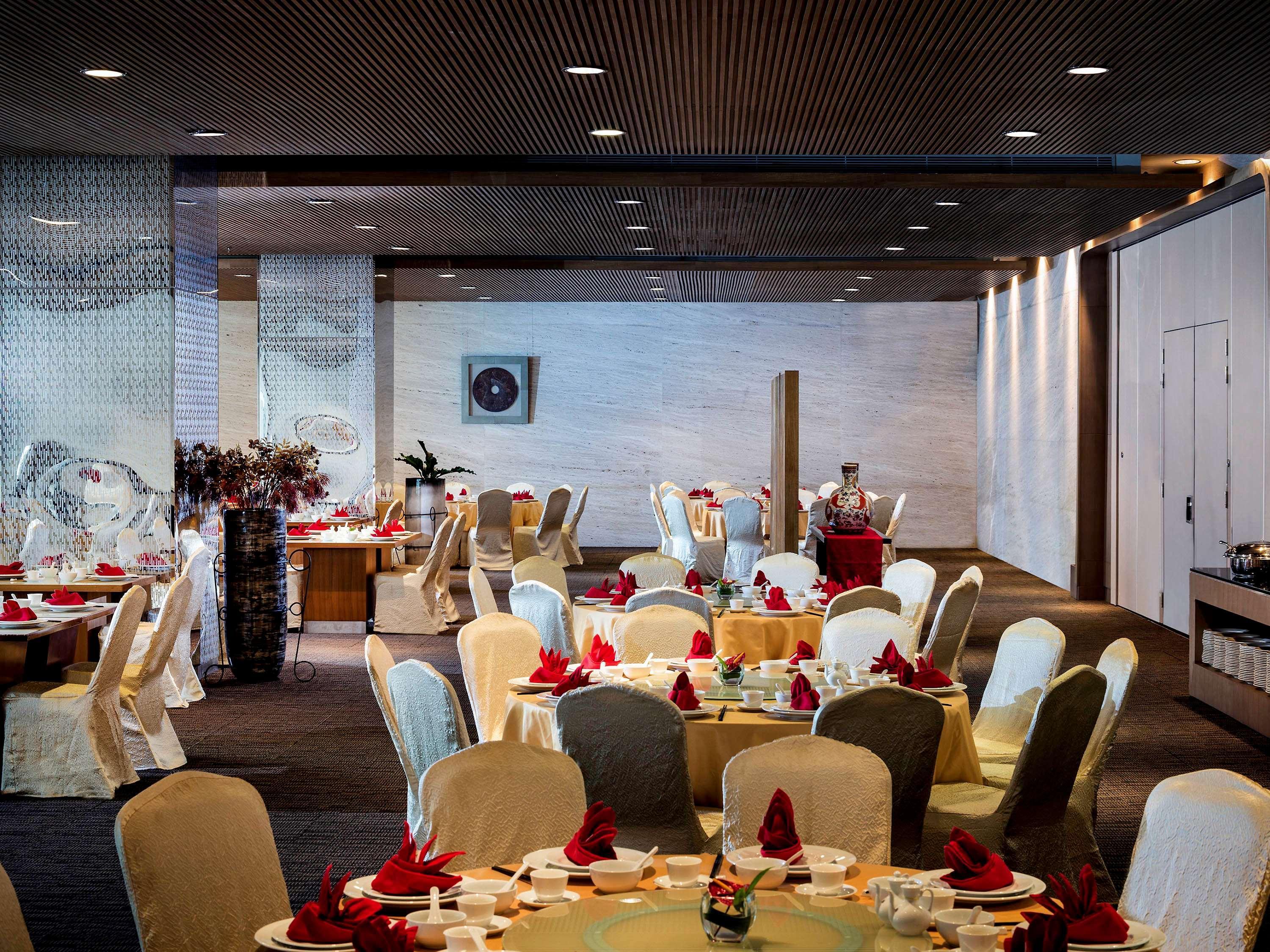 Grand Mercure Jakarta Harmoni Buitenkant foto