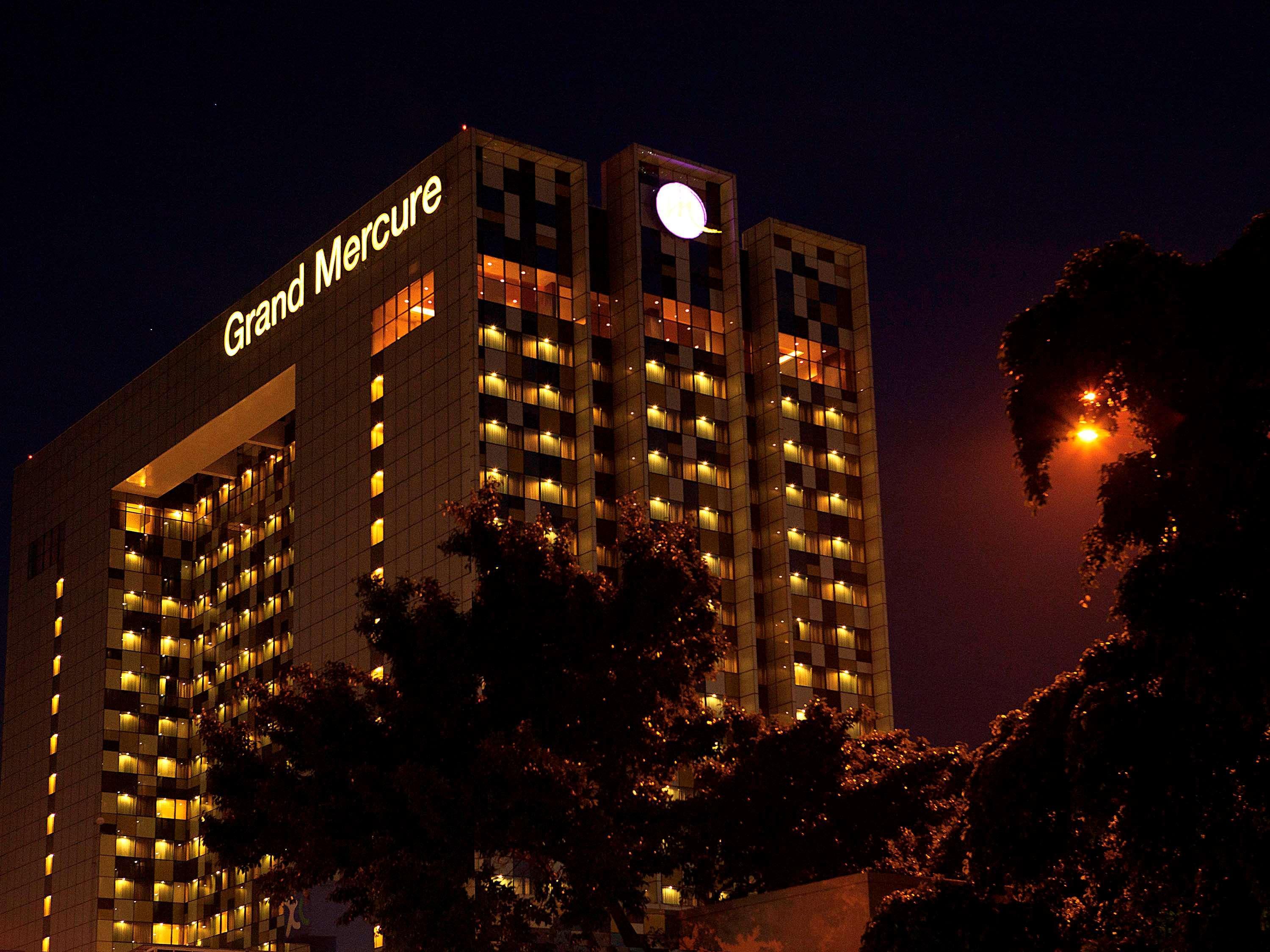 Grand Mercure Jakarta Harmoni Hotel Buitenkant foto