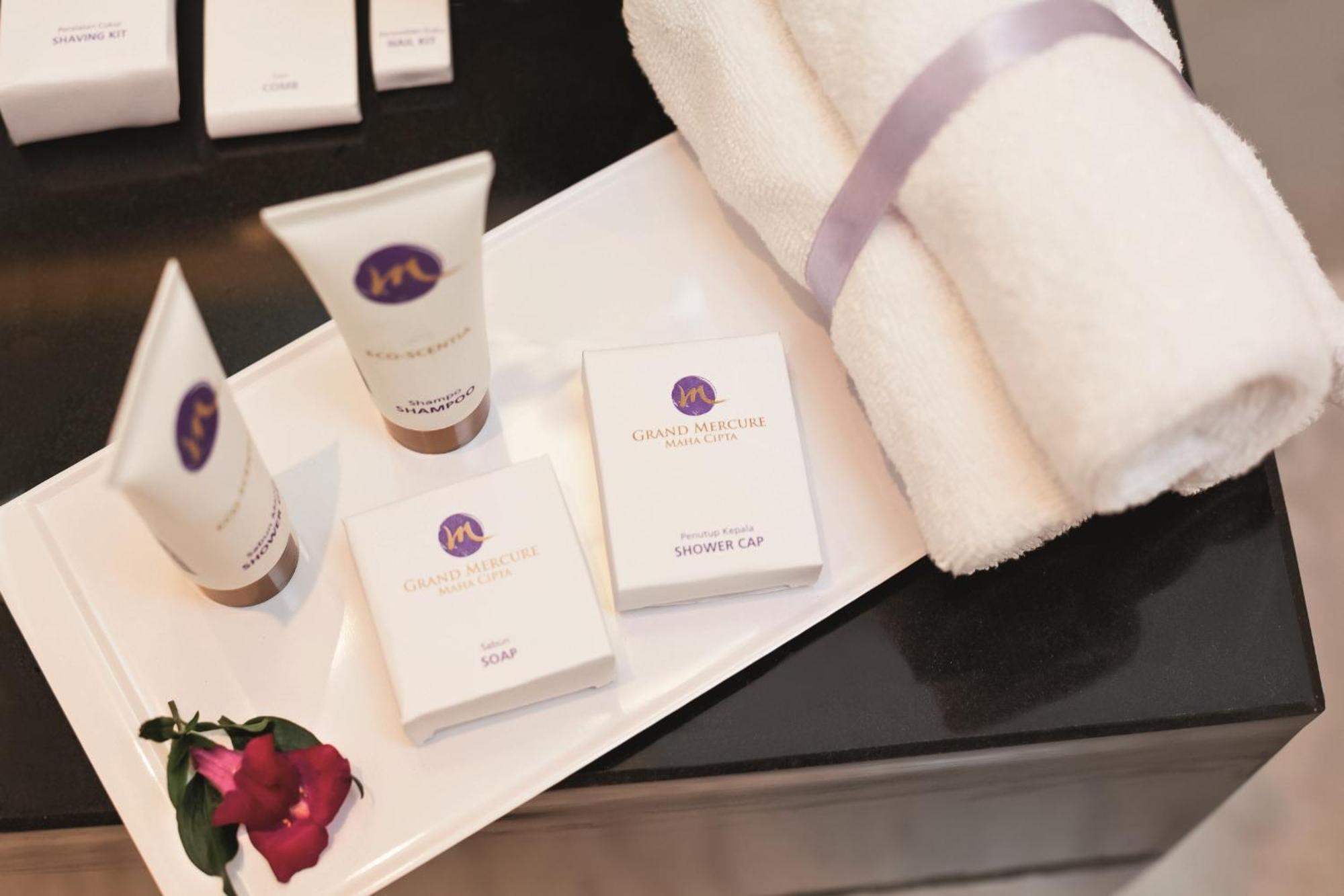 Grand Mercure Jakarta Harmoni Buitenkant foto